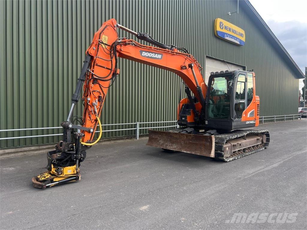 Doosan DX140LCR-5 Excavatoare pe șenile
