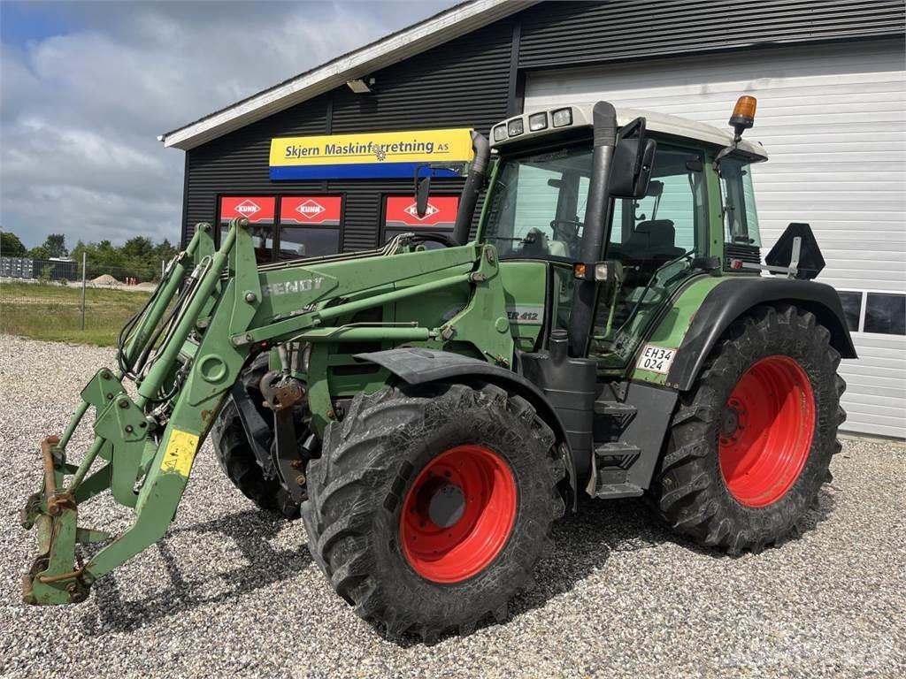 Fendt 412 VARIO Tractoare