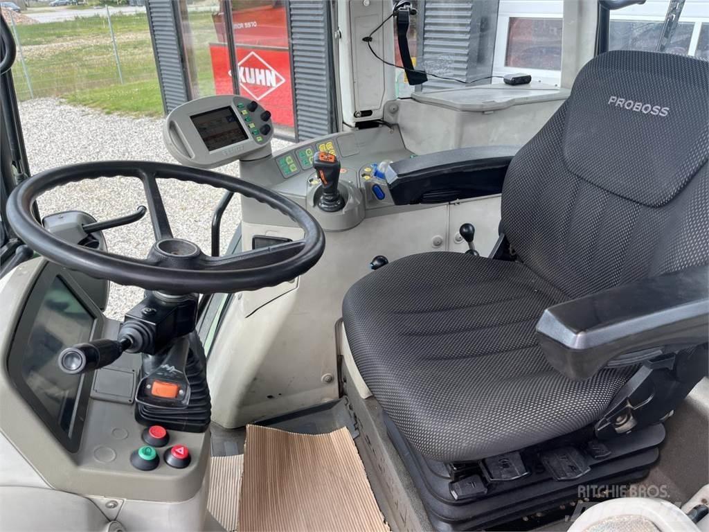 Fendt 412 VARIO Tractoare