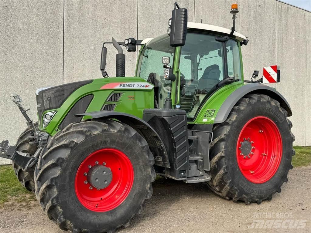 Fendt 724 Tractoare