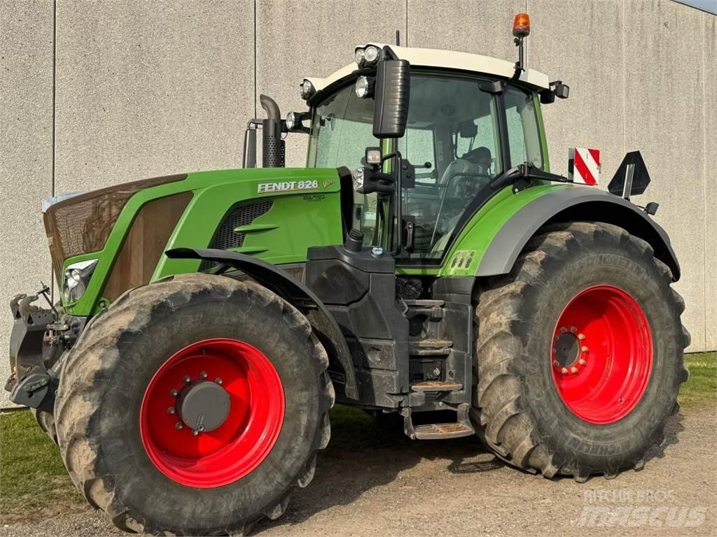 Fendt VARIO 828 Tractoare