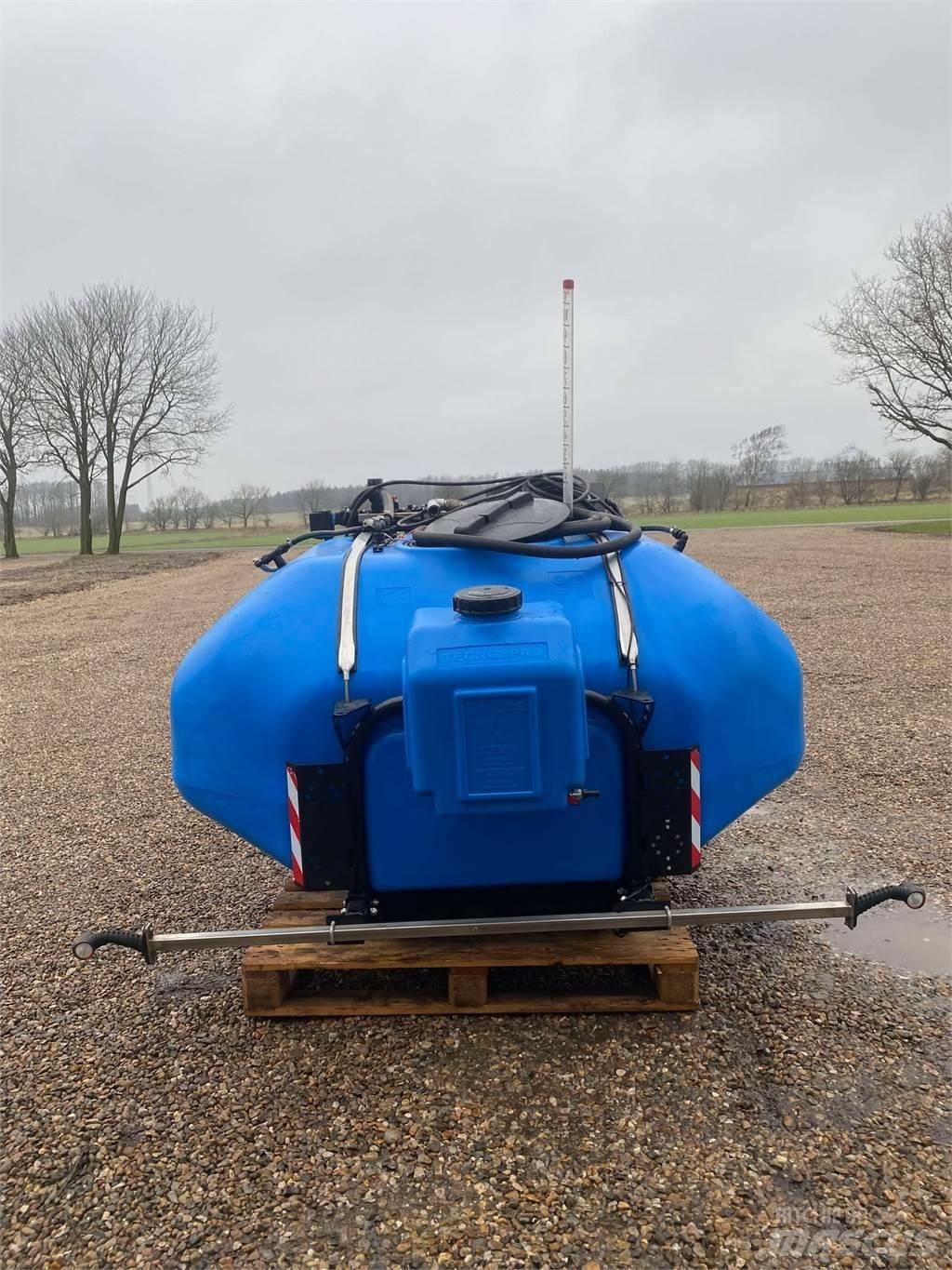  FRONTTANK Combine recoltat cartofi