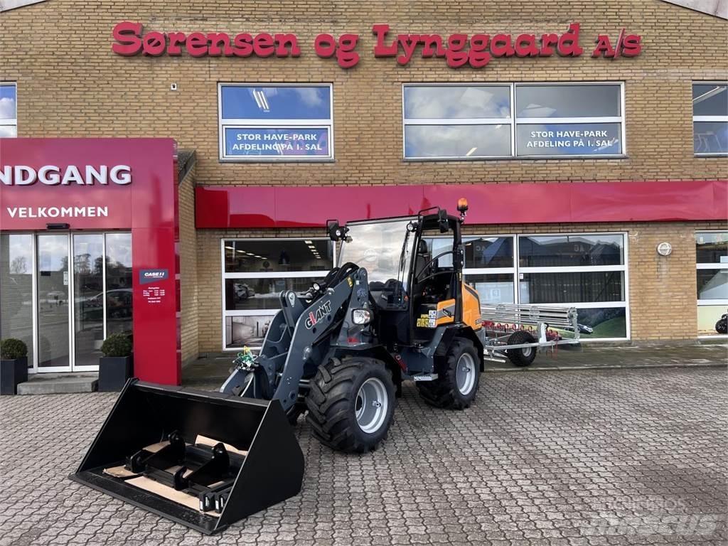 GiANT G3500 Mini incarcatoare