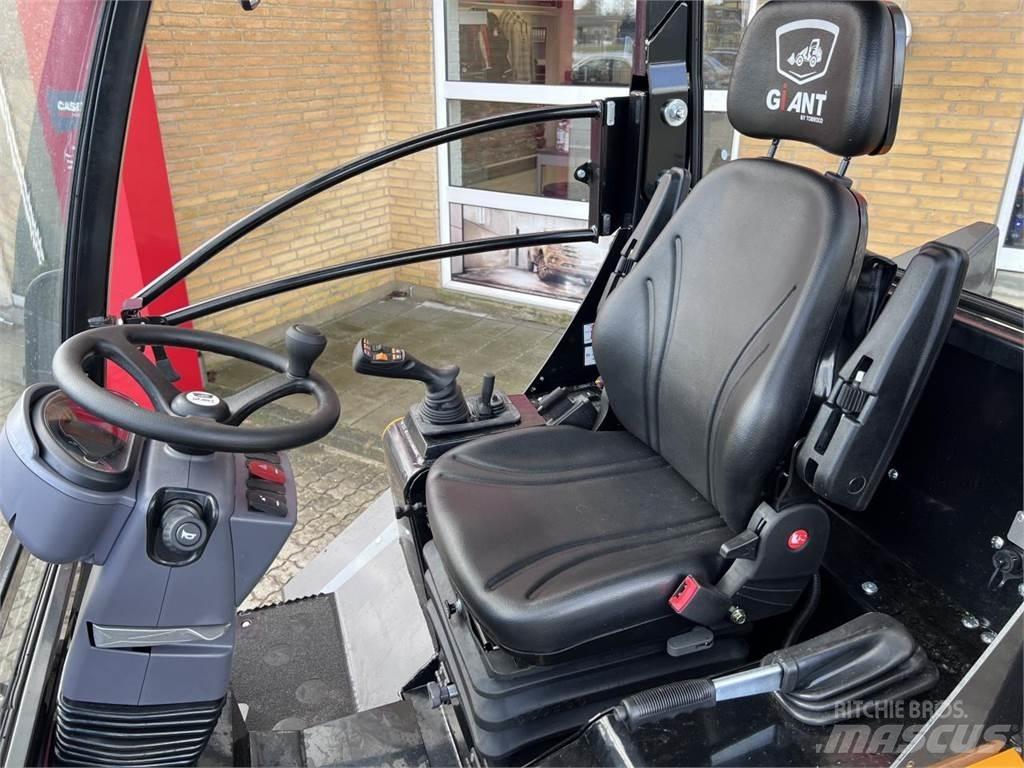 GiANT G3500 Mini incarcatoare