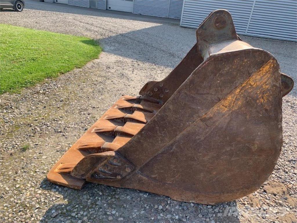  GRAVESKOVL. Pistoane