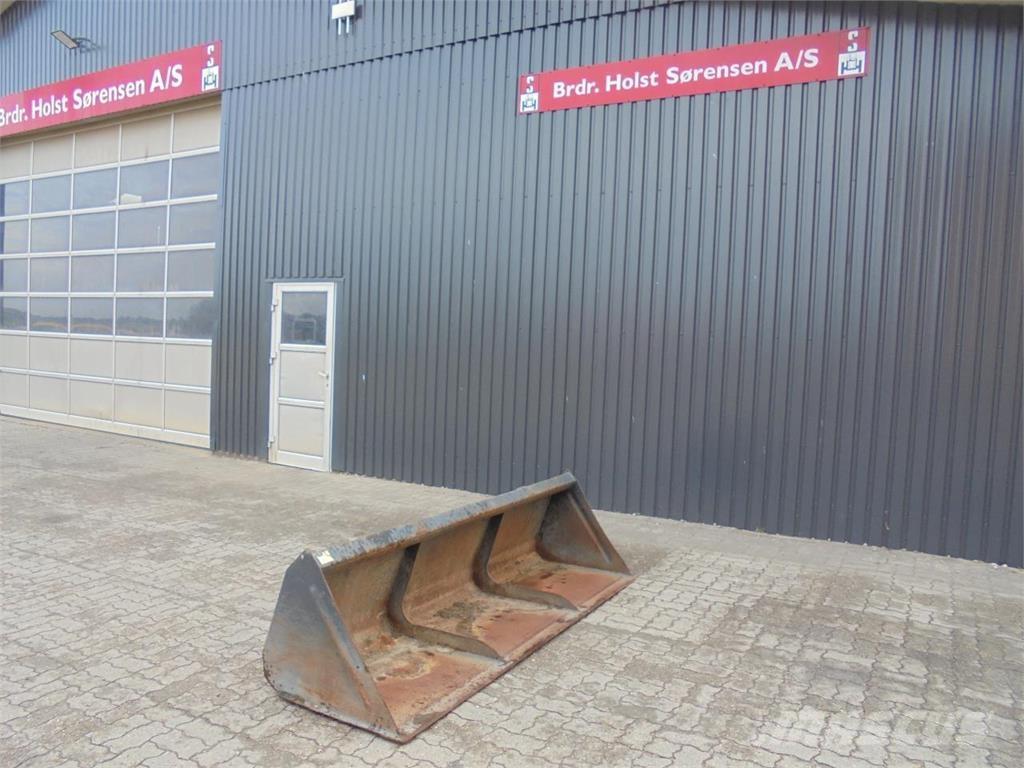 Hauer 2,4 M Alte accesorii tractor