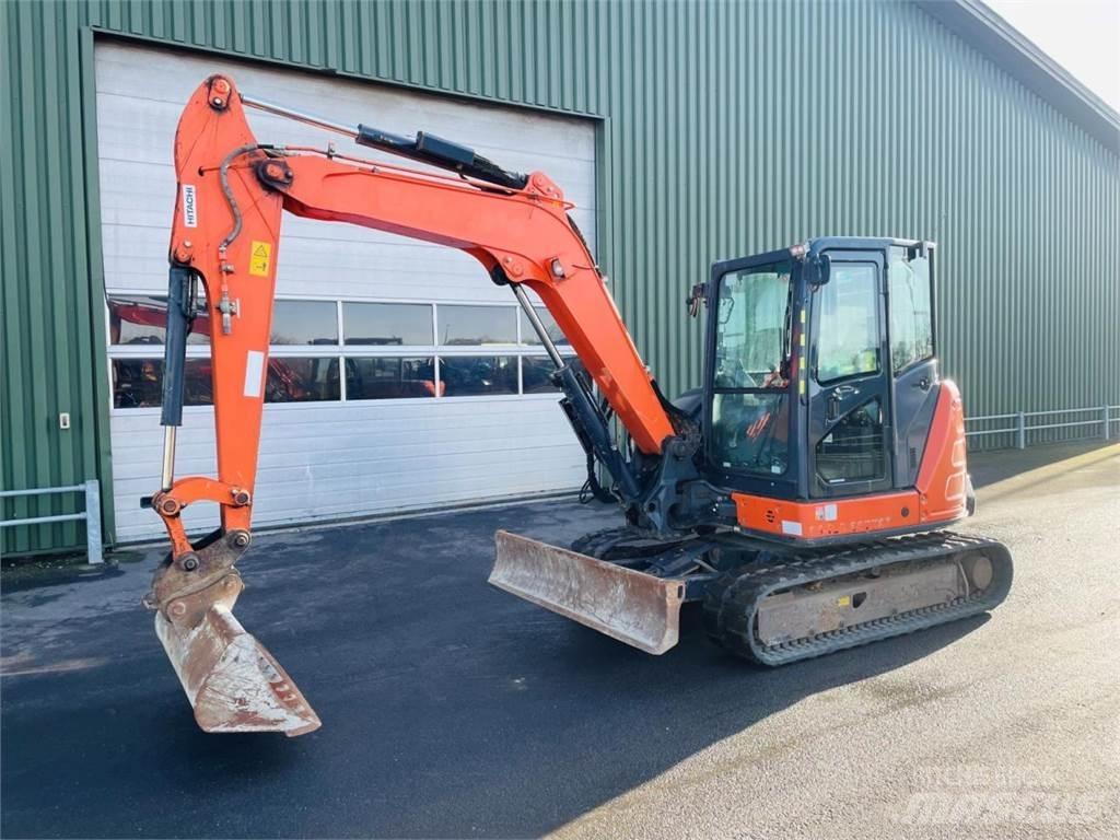 Hitachi ZX65USB-5A Excavatoare pe șenile
