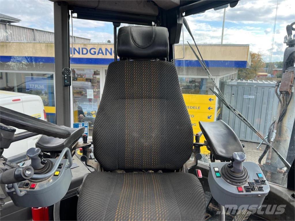 Huddig 1260 Buldoexcavatoare