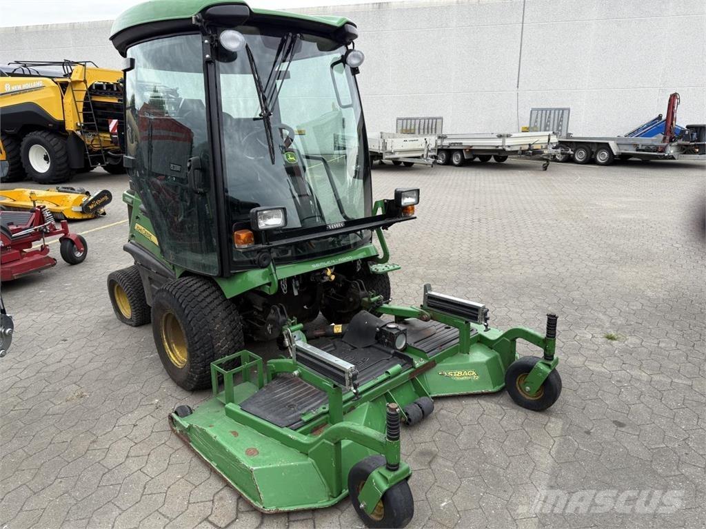 John Deere 1585 Genti profesionale de scule si unelte