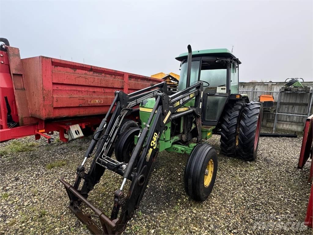 John Deere 2450 Tractoare