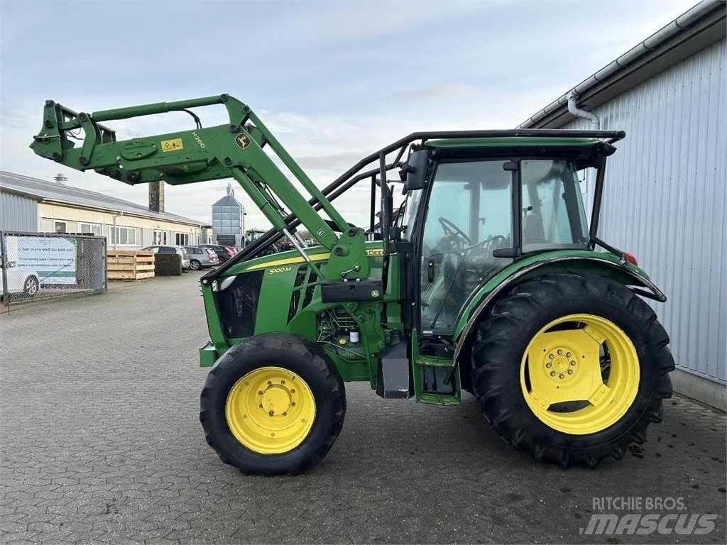 John Deere 5100M Tractoare