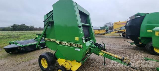 John Deere 590 Masina de balotat cilindric