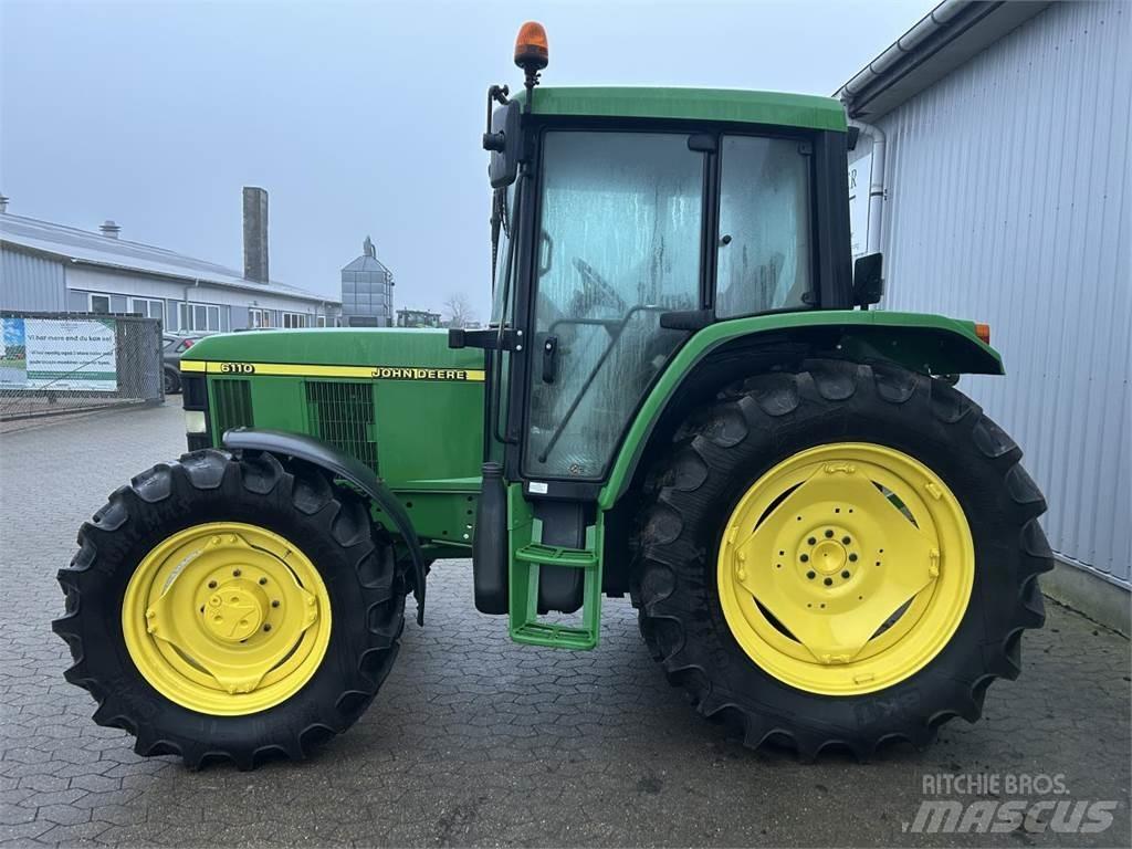 John Deere 6110 Tractoare