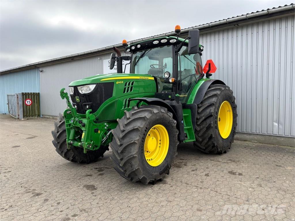 John Deere 6145R Tractoare
