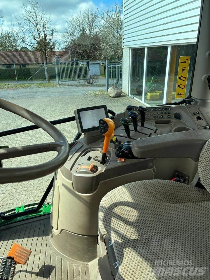 John Deere 6150R Tractoare