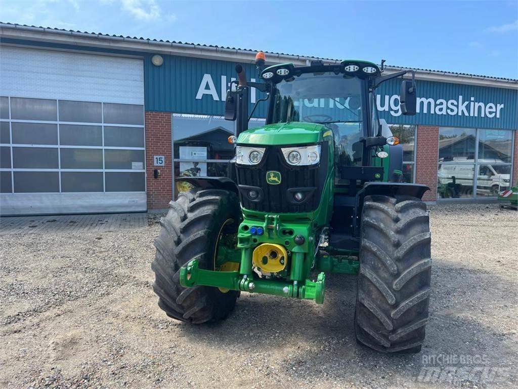 John Deere 6155M Tractoare