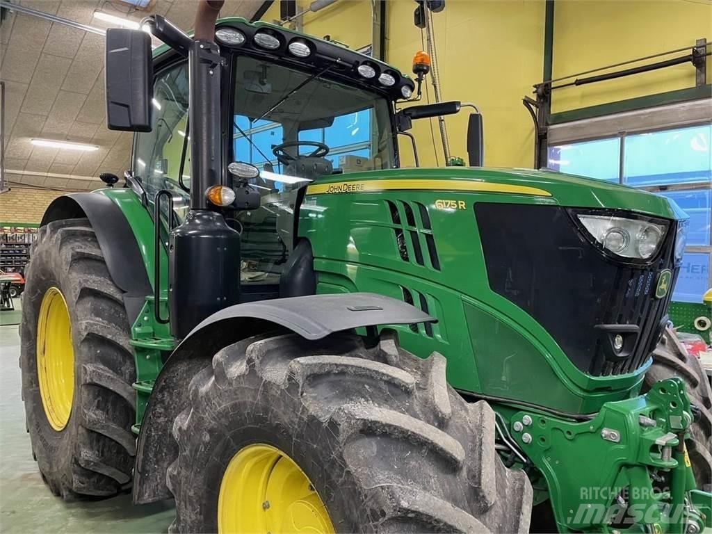 John Deere 6175R Tractoare