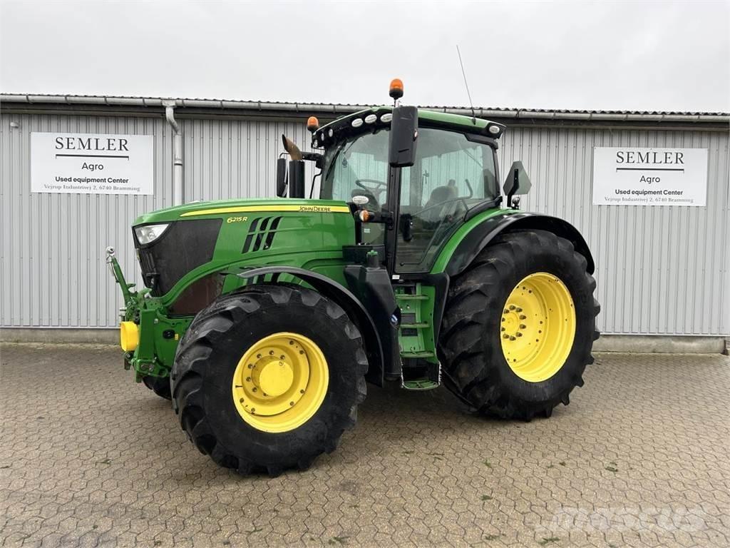 John Deere 6215R Tractoare
