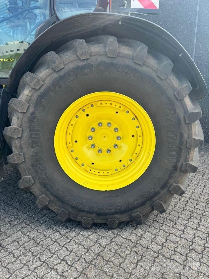 John Deere 6250R Tractoare