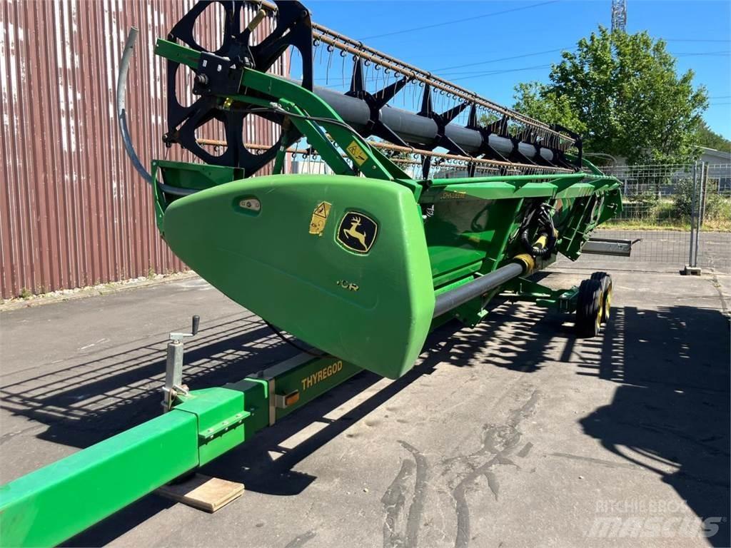John Deere 630R Combine capete pentru culegatoare