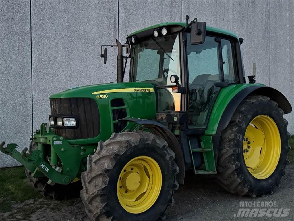 John Deere 6330 Tractoare