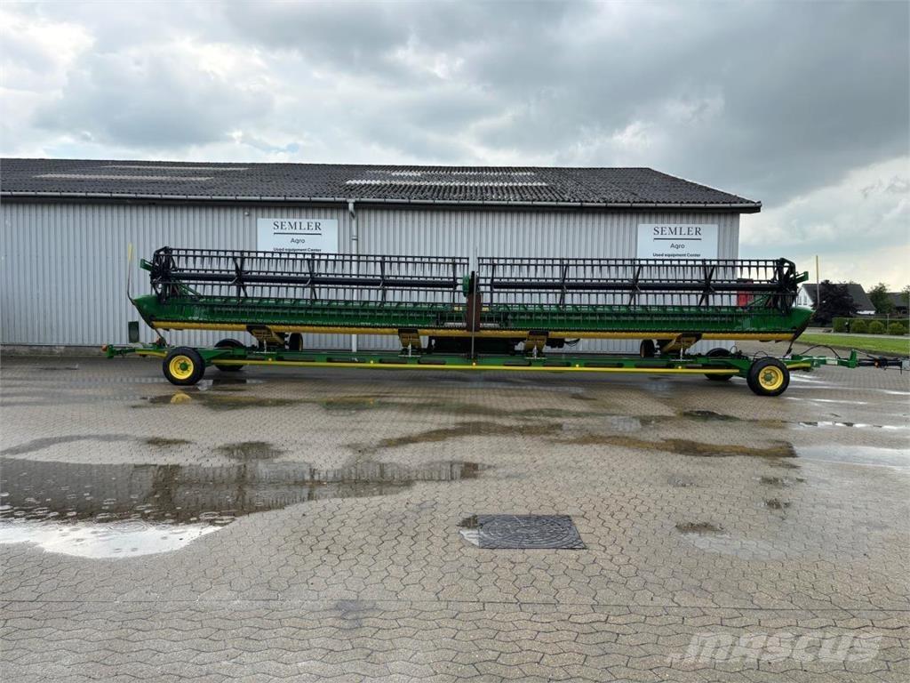 John Deere 640D Combine capete pentru culegatoare