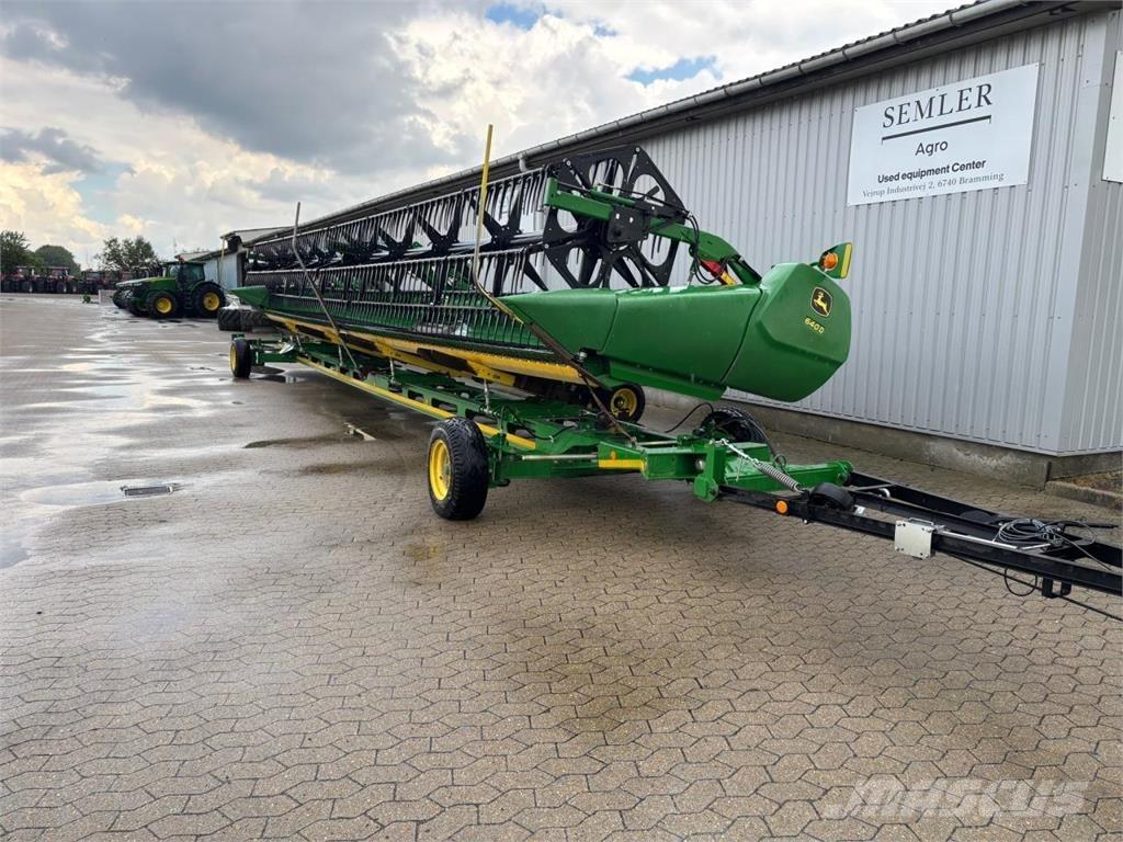 John Deere 640D Combine capete pentru culegatoare