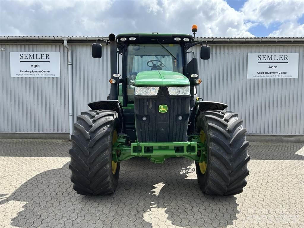 John Deere 7230R Tractoare
