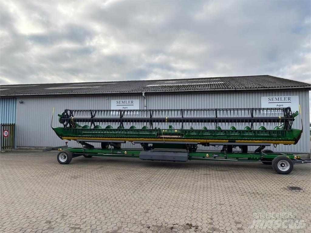 John Deere 735D Combine capete pentru culegatoare