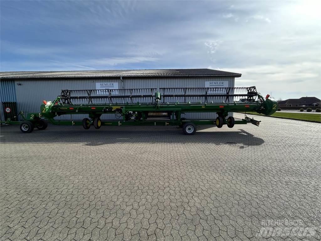 John Deere 740D Combine capete pentru culegatoare
