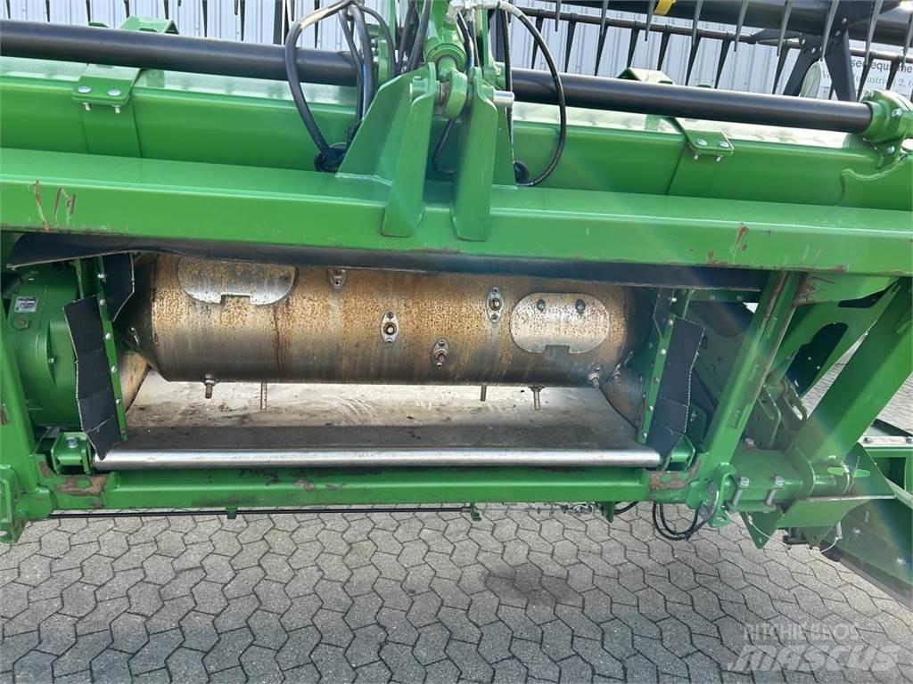 John Deere 740D Combine capete pentru culegatoare