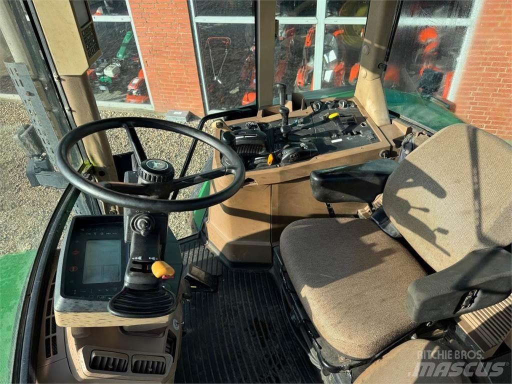 John Deere 7710 Tractoare