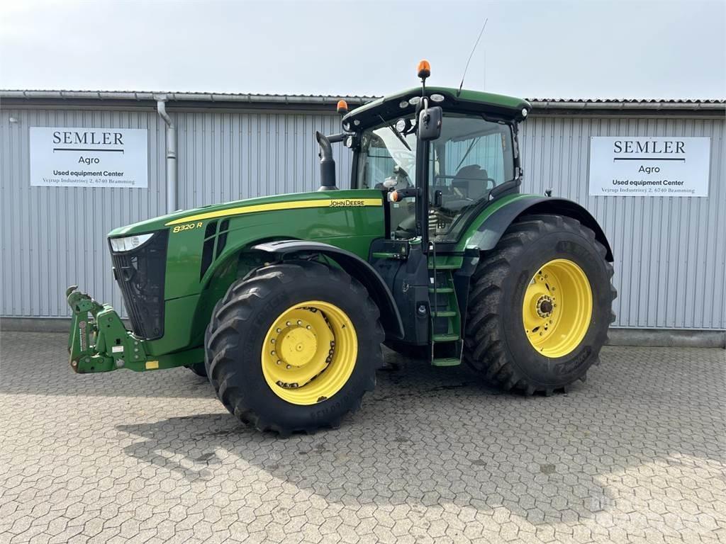 John Deere 8320R Tractoare