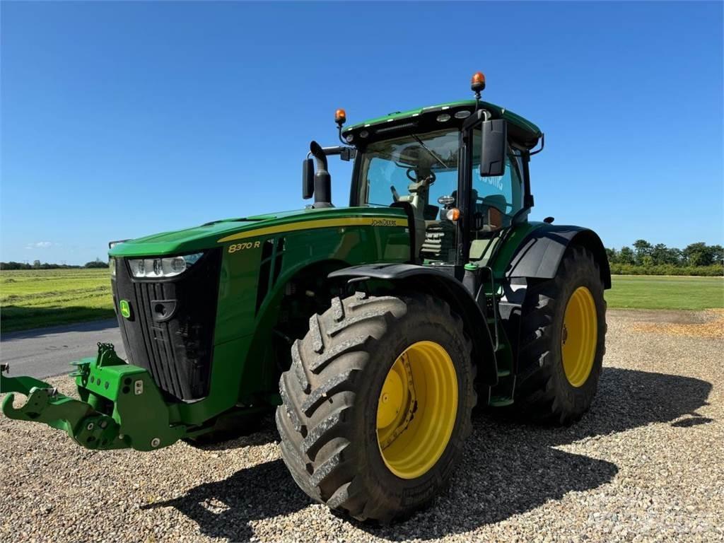 John Deere 8370R Tractoare