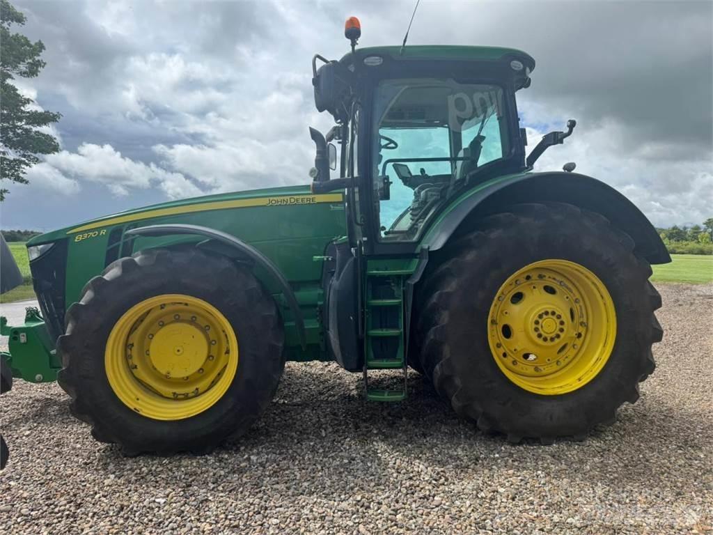 John Deere 8370R Tractoare