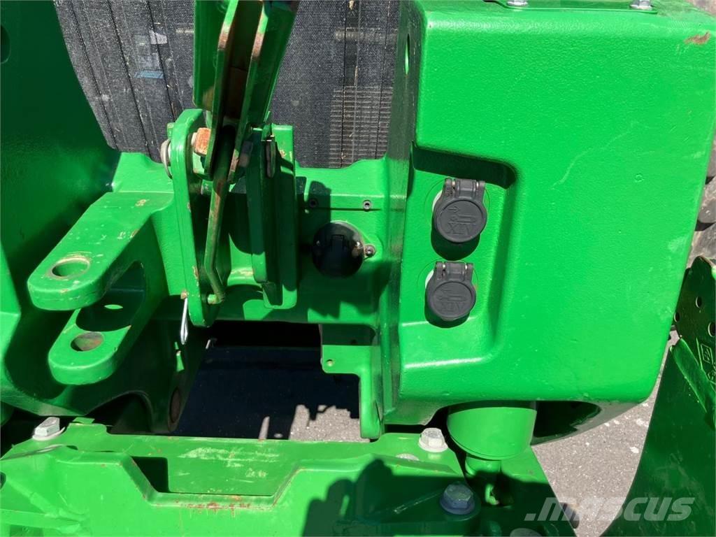 John Deere 8400R Tractoare