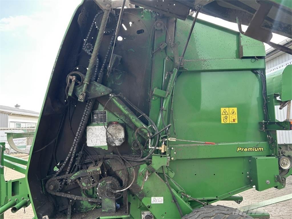John Deere 864 Masina de balotat cilindric