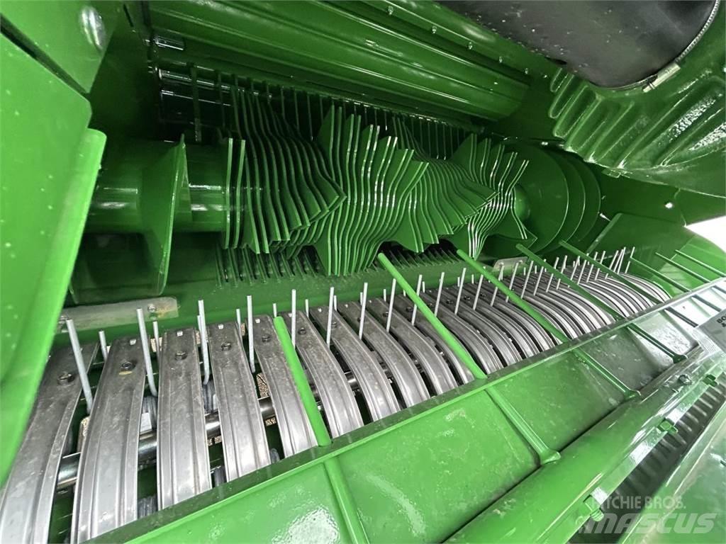 John Deere C441R Masina de balotat cilindric