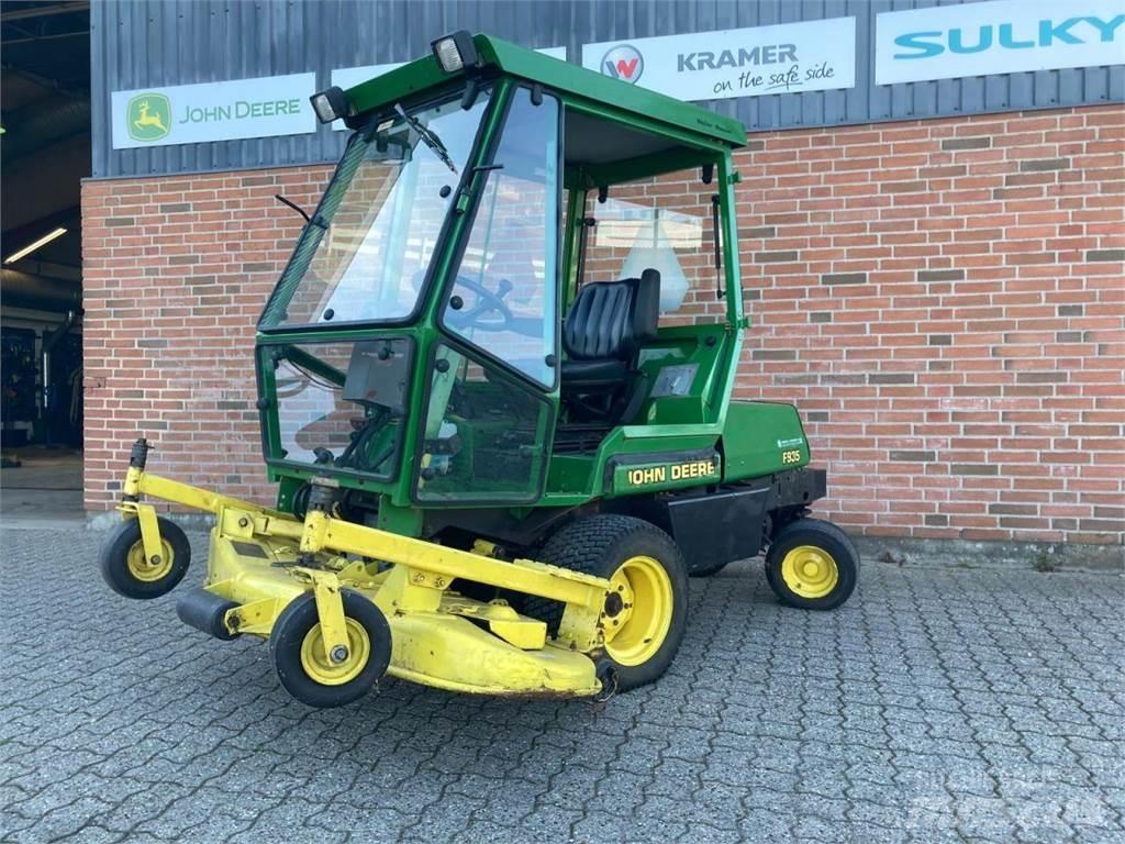John Deere F935 Tractoare compacte