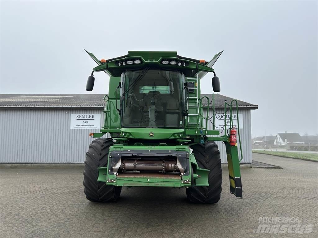 John Deere S690 Combine de secerat