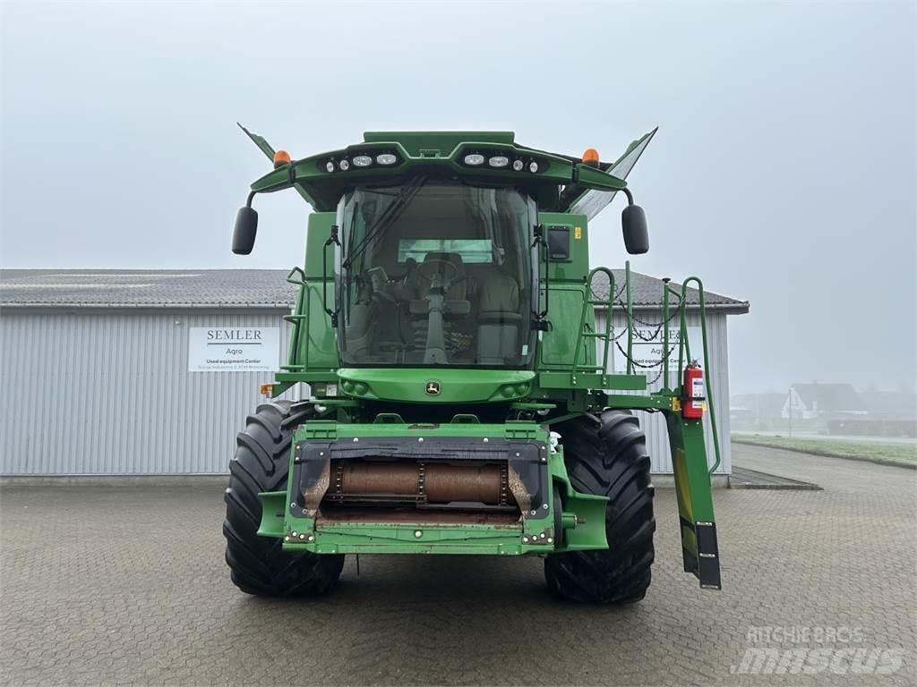 John Deere S690 Combine de secerat