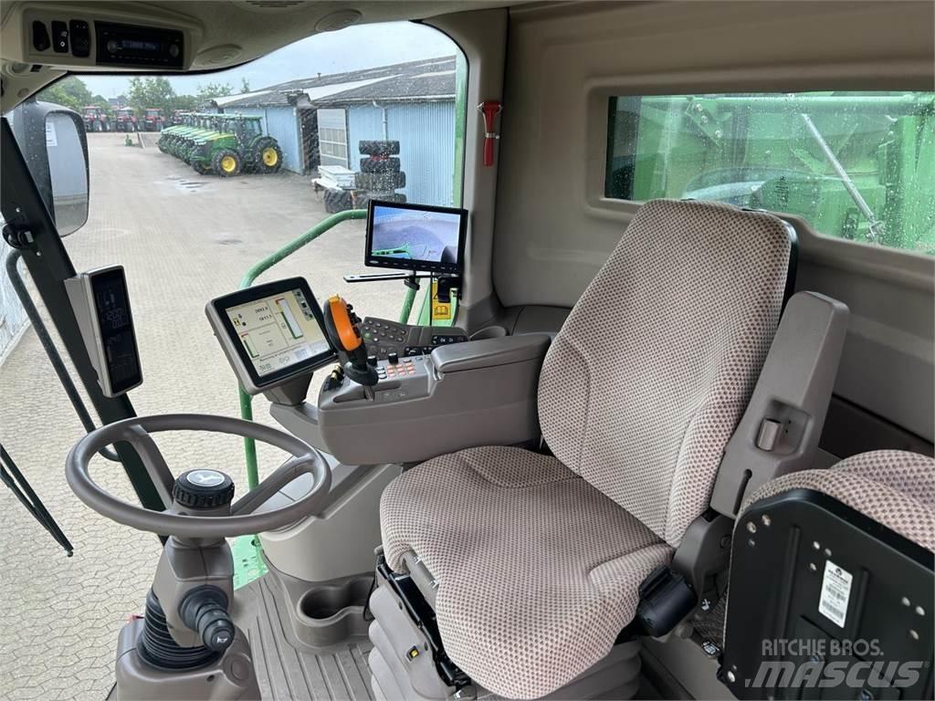 John Deere S690 Combine de secerat