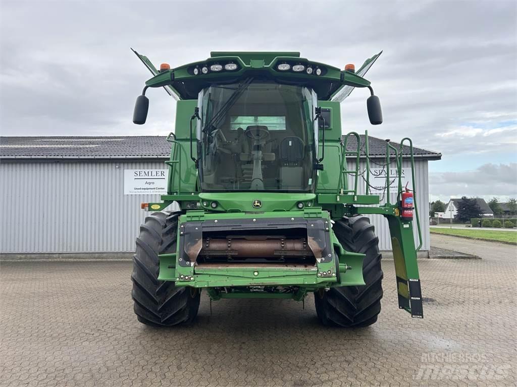 John Deere S690 Combine de secerat