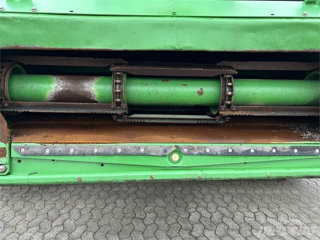 John Deere T670 Combine de secerat