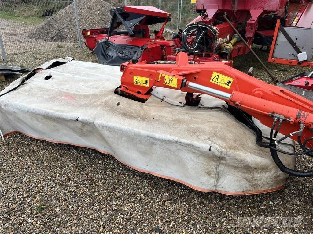 Kuhn GMD 883 Utilaj de răvăşit fân