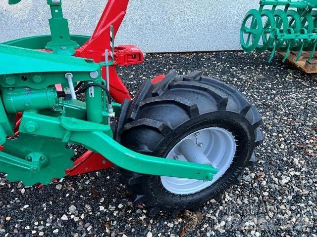 Kverneland 3300S Pluguri reversibile
