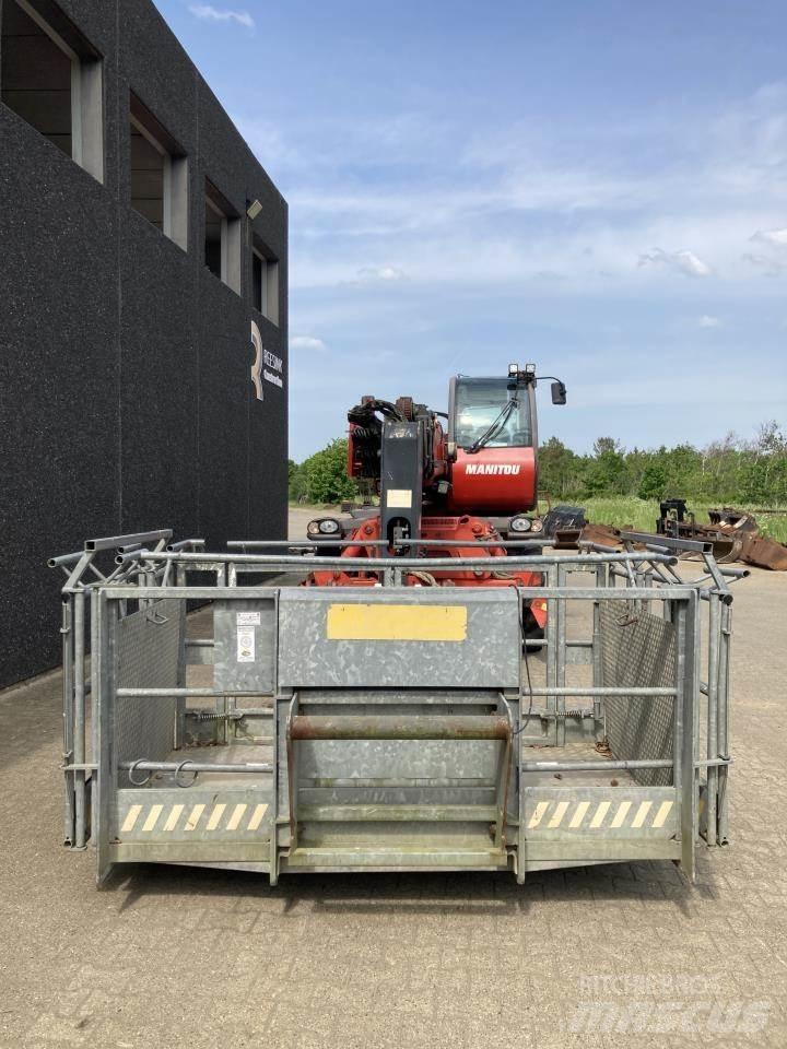 Manitou MRT2540 Stivuitoare telescopice
