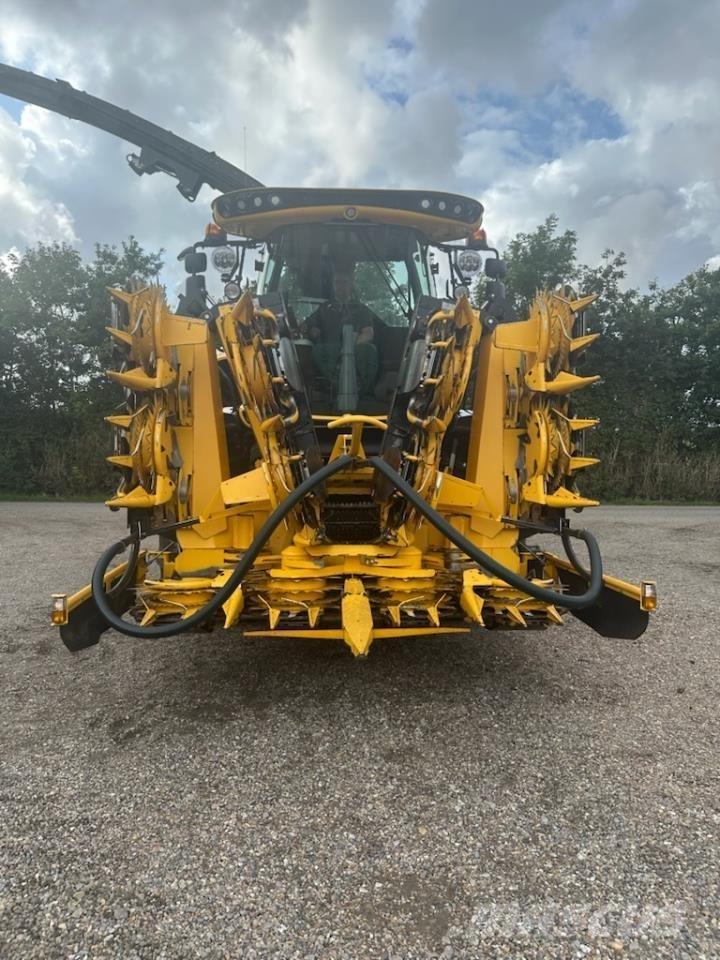 New Holland FR650 Culegatoare de nutret