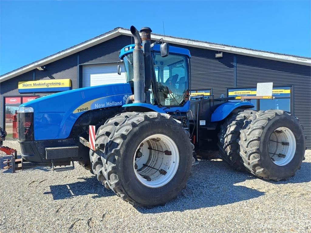 New Holland T9040 Tractoare