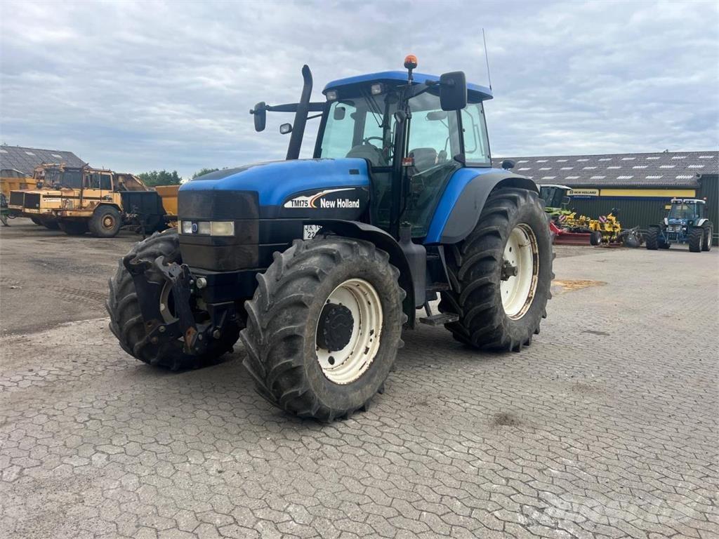 New Holland TM 175 Tractoare